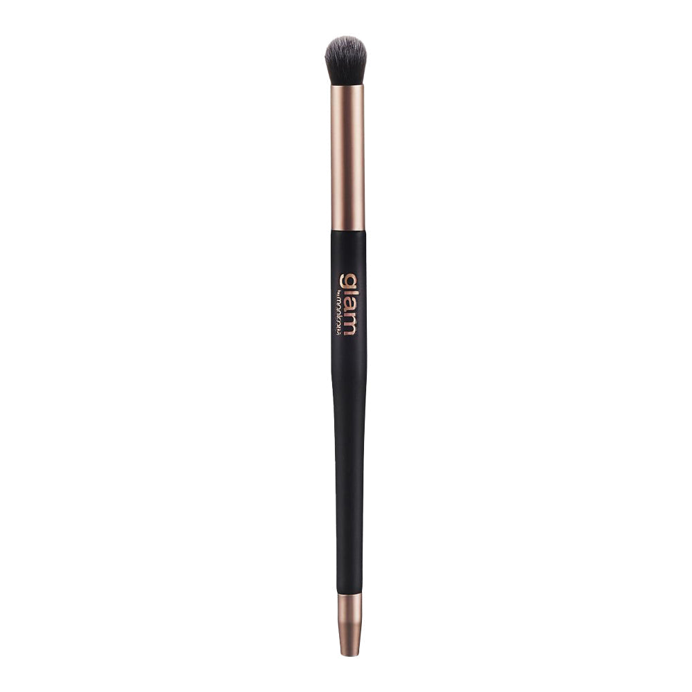Glam by Manicare GE1 Blending Crease Brush on white background