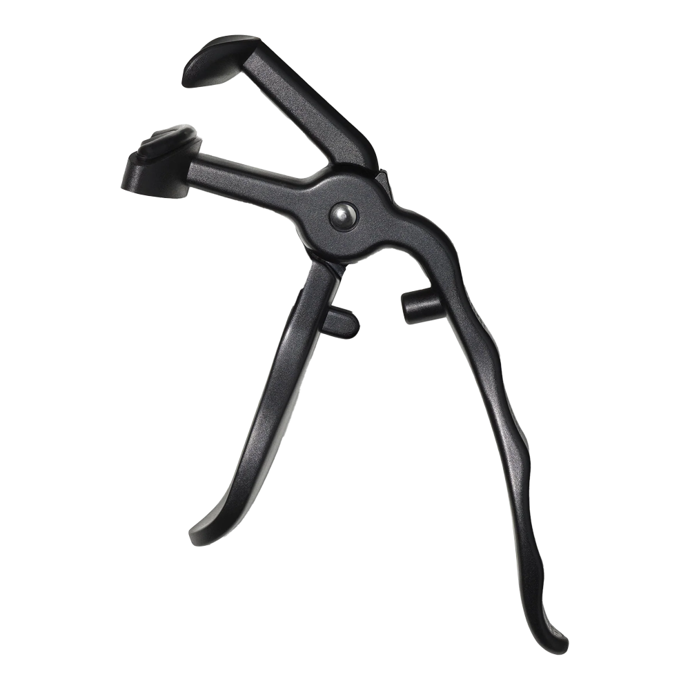 Revlon Comfort + Control Lash Curler 21453 showing ergonomic design for easy lash curling